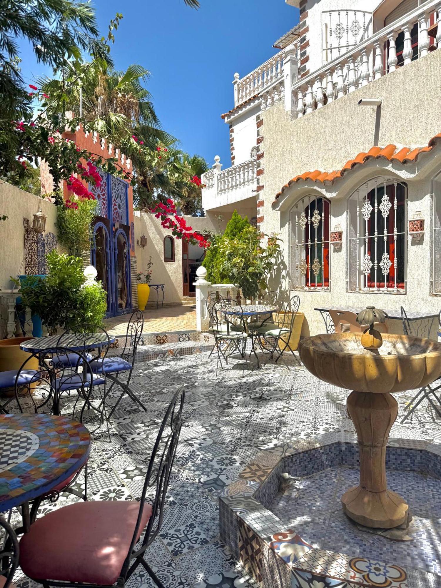 Malabata Bed & Breakfast 4*