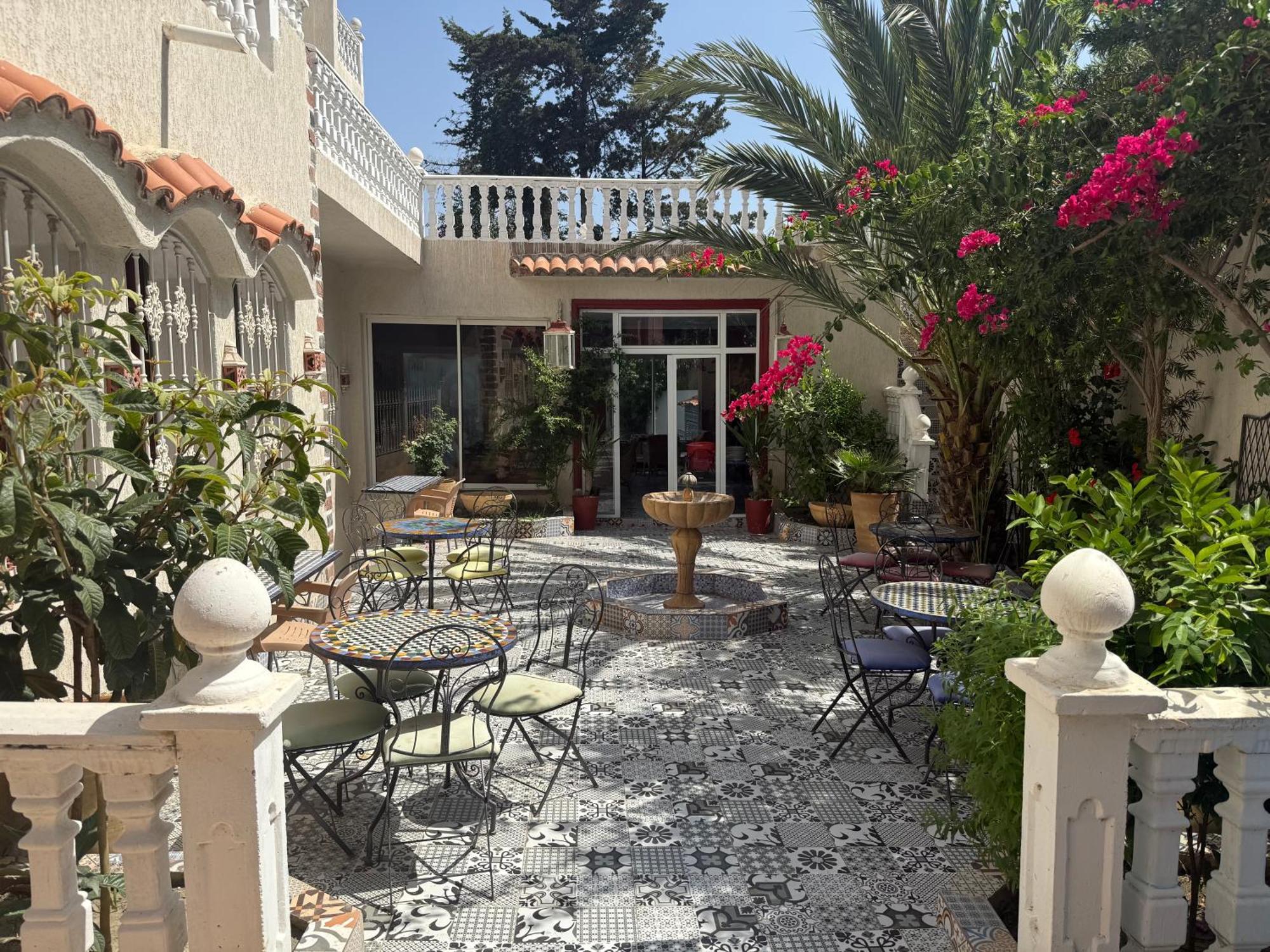 Bed & Breakfast Malabata 4*
